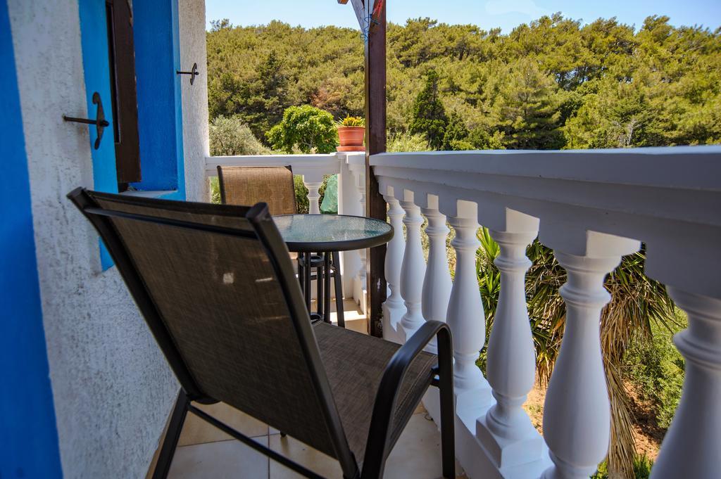 Athina Studios Agios Dimitrios  Luaran gambar